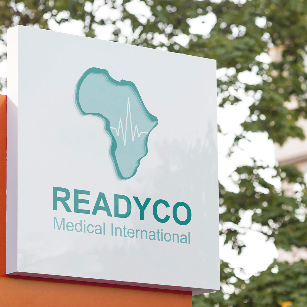 3.E mockup readyco web